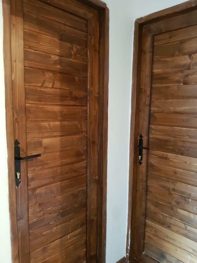 Apartment Straja Lupény Kültér fotó